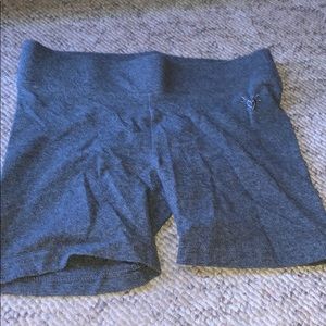 •8 in girls •justice spandex, grey